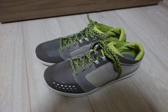 CHROME vs MERRELL!サイクリングスニーカー履き比べ