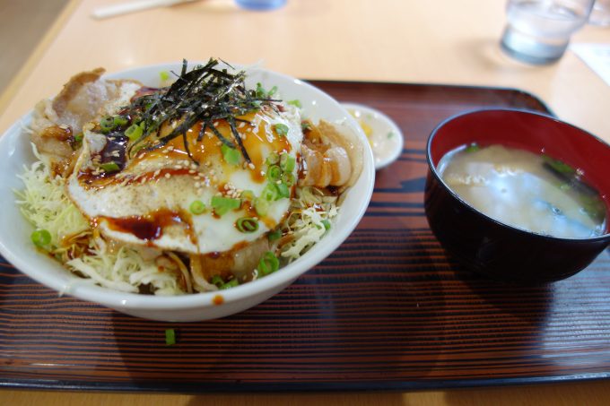 レモンポーク丼