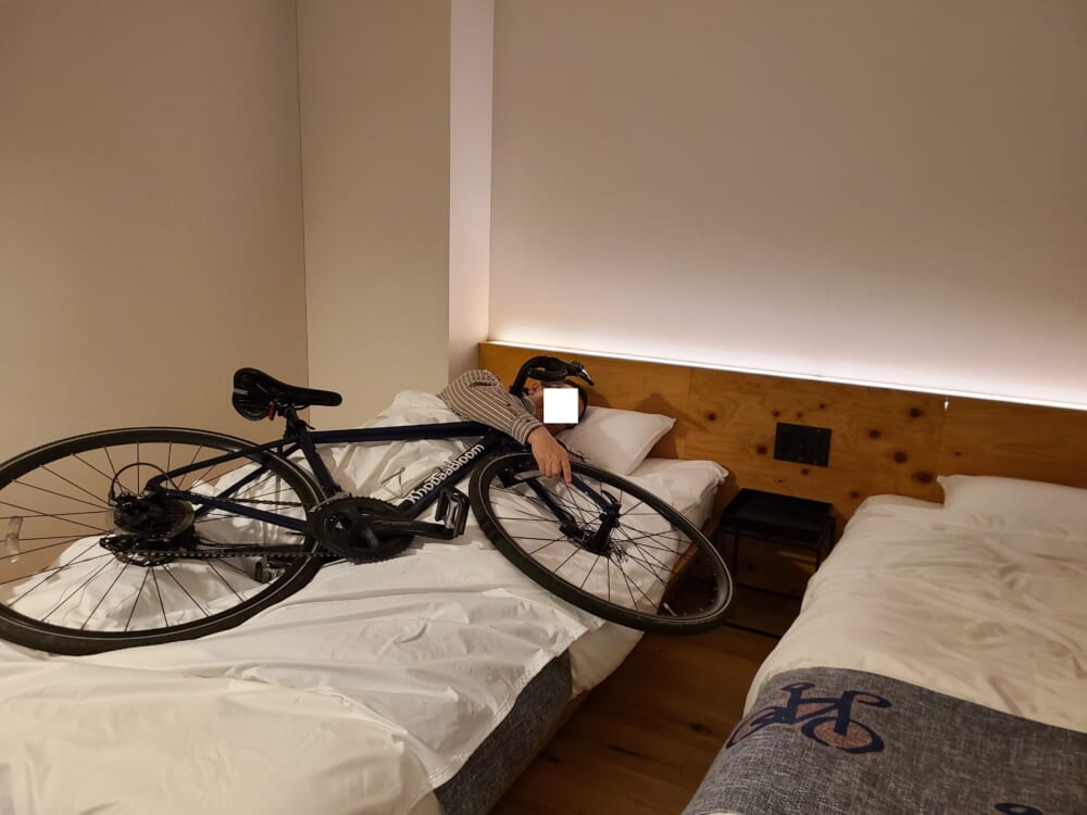 自転車と添い寝