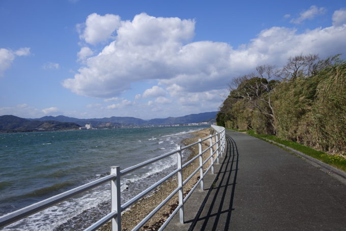 浜名湖一周サイクリング ハマイチ 三ケ日近くの湖岸道