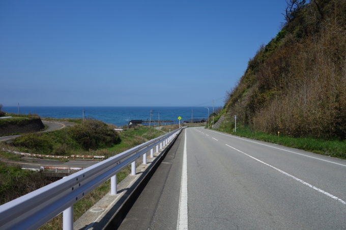 佐渡島一周サドイチ 西岸の道路