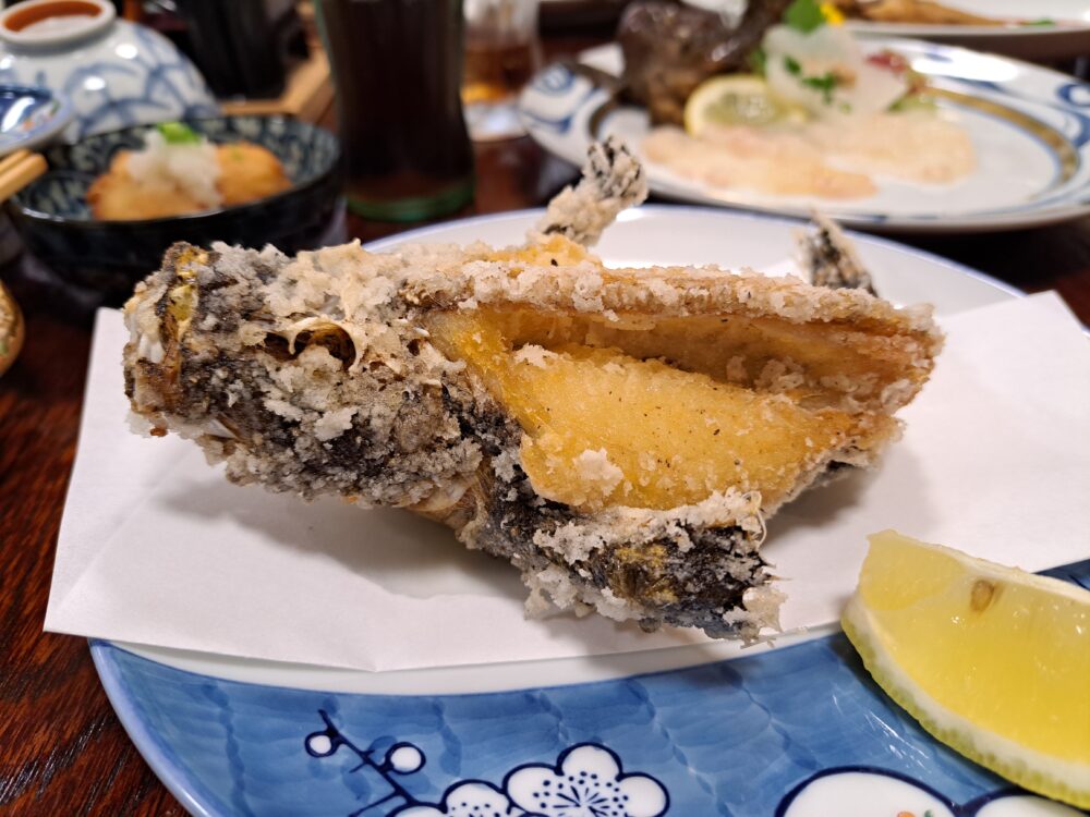 大三島の民宿　珈里葡（カリブ）おこぜのから揚げ