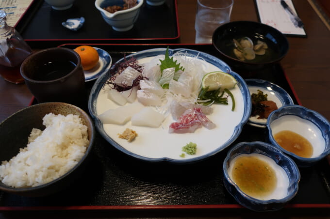 しまなみ海道大三島　海鮮料理くろしおの刺身定食