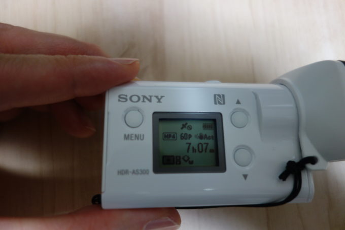 計った】ソニー HDR-AS300はモバイルバッテリーで撮影時間がどれだけ 