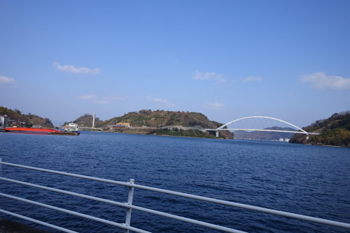 とびしま海道 大崎下島から見る岡村島